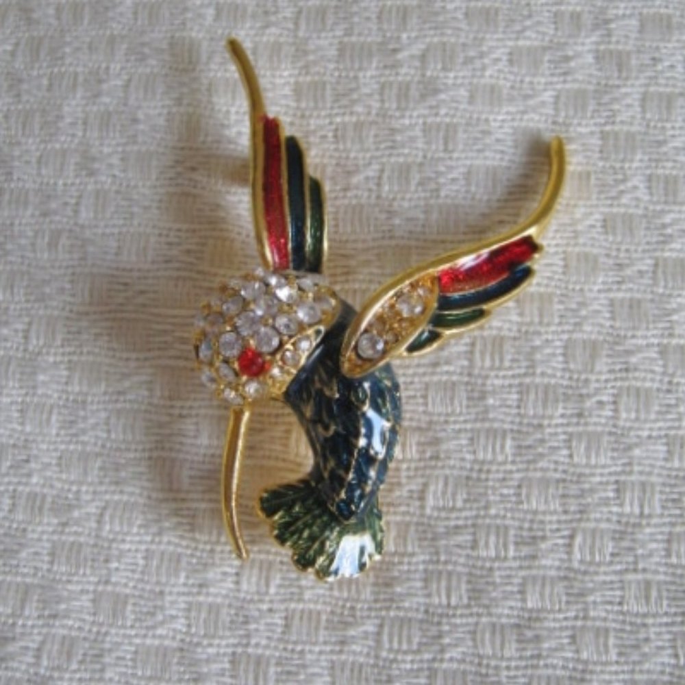 Vintage Rhinestone Hummingbird Pin Brooch Gold w/ Red Eye, Green & Red Enamel